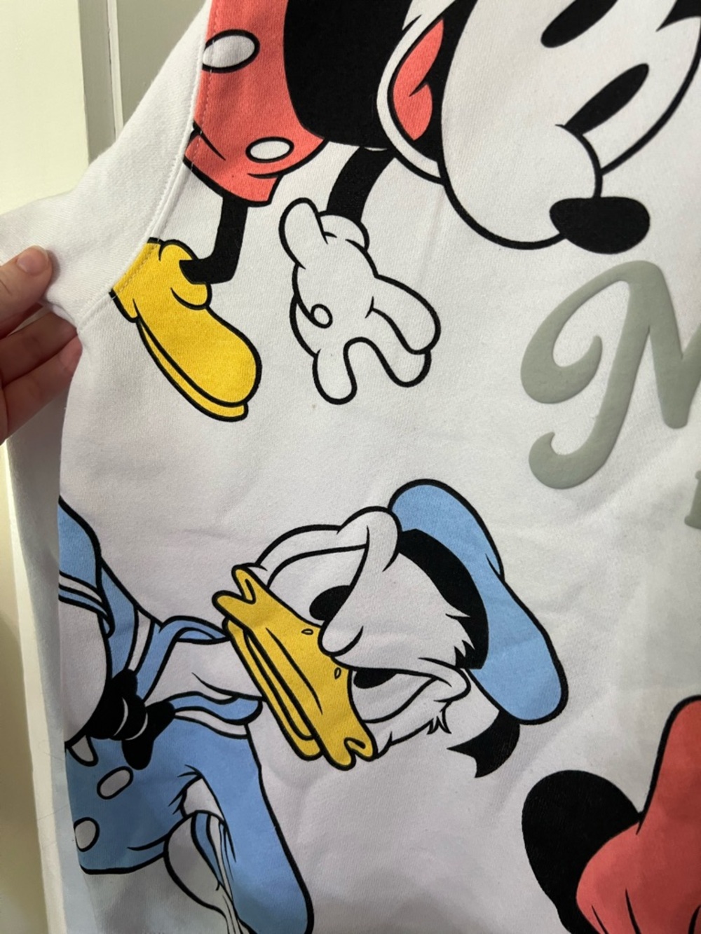 Disney Mickey and friends white sweatshirt with large character faces - Picture 4 of 8